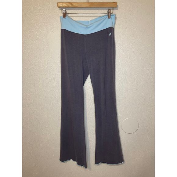 So Sporty Y2K Gray W/ Light Blue Hem Waistband Flare Leg Yoga Pants Leggings Lg - Picture 12 of 15
